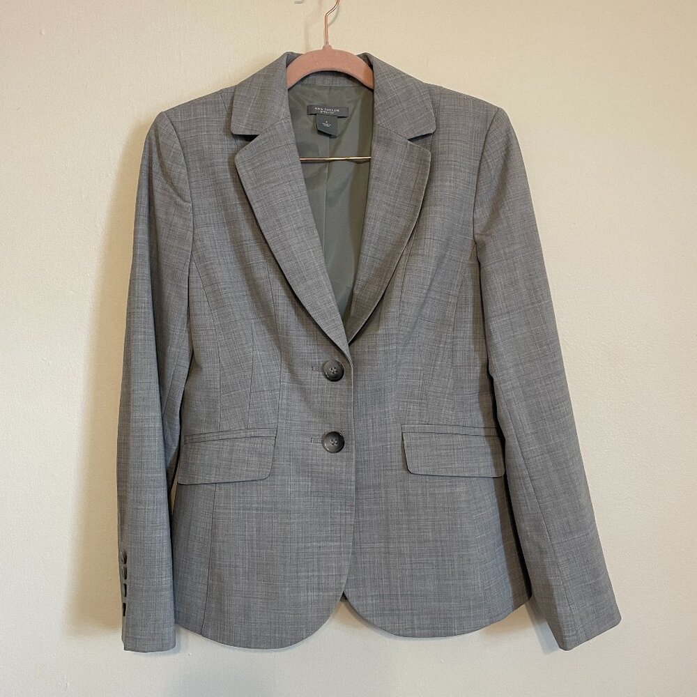 Ann Taylor | Light Gray Notched Lapel Two Button Lined Stretch Blazer Size 4
